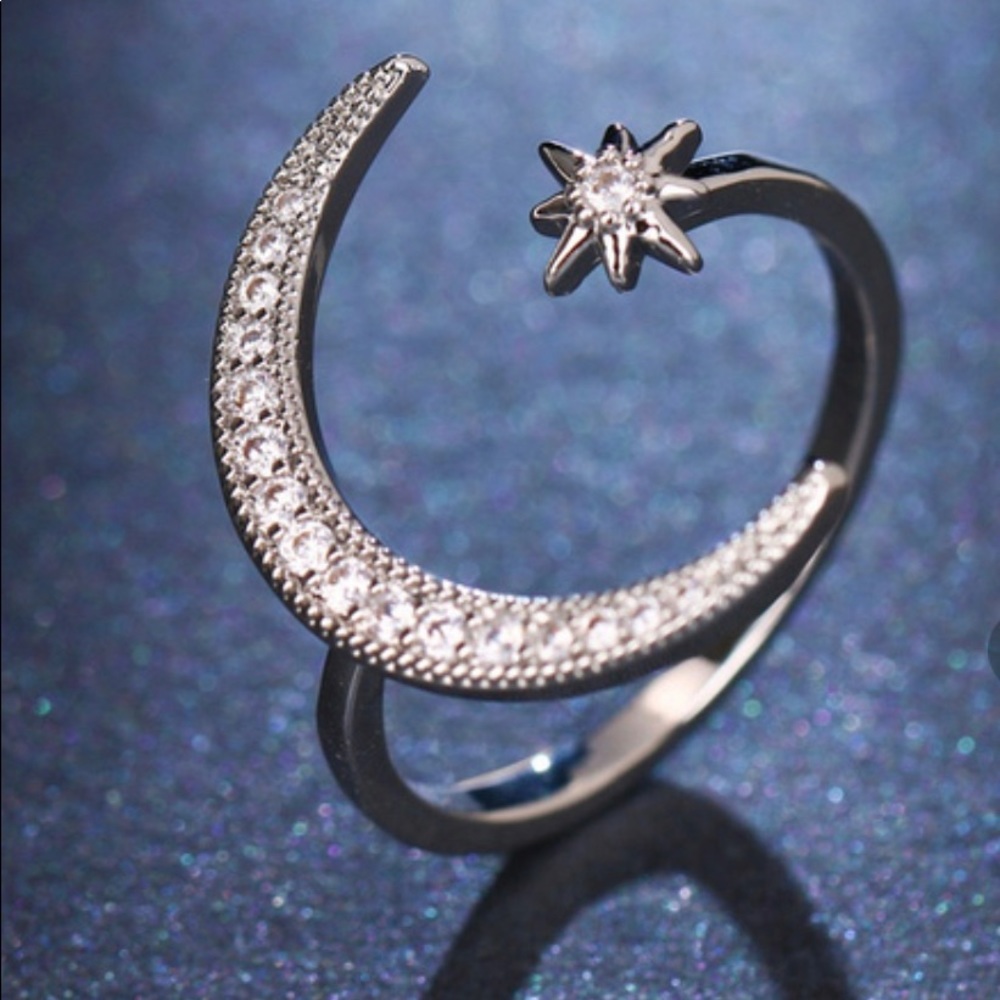 Moon and crescent ring - Picture 2 of 4